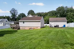 34 Lansing Ave, Trumbull, CT 06611 - Photo 5