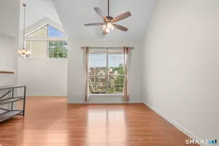 222 Carriage Crossing Ln, Middletown, CT 06457 - Photo 5