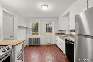 77 Round Hill Rd, Fairfield, CT 06824 - Photo 17