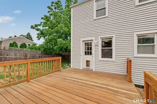 77 Round Hill Rd, Fairfield, CT 06824 - Photo 23