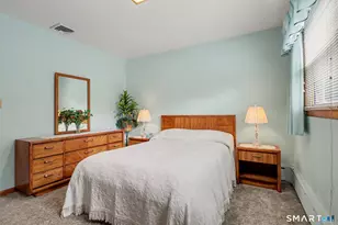 116 Campbell Rd, Trumbull, CT 06611 - Photo 23