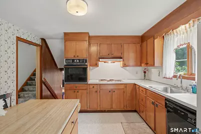 116 Campbell Road, Trumbull, CT 06611 - Photo 13