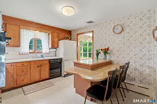 116 Campbell Rd, Trumbull, CT 06611 - Photo 15