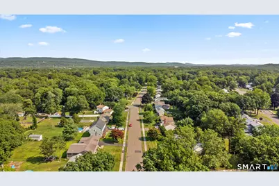 52 Grove Road, North Haven, CT 06473 - Photo 31