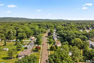52 Grove Rd, North Haven, CT 06473 - Photo 31