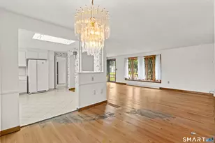 52 Grove Rd, North Haven, CT 06473 - Photo 7