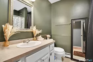 60 Rockledge Dr, Vernon, CT 06066 - Photo 21