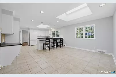 18 Linda Lane, Darien, CT 06820 - Photo 11