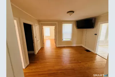 555 South Curtis Street, Meriden, CT 06450 - Photo 7