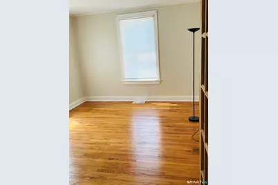 555 South Curtis Street, Meriden, CT 06450 - Photo 9