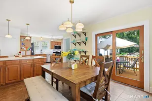 61 Robbins Rd, Berlin, CT 06037 - Photo 9