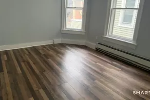 1087 Kossuth St, Bridgeport, CT 06608 - Photo 17