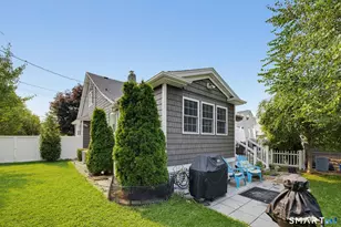 1 Spruce St, Plainville, CT 06062 - Photo 3