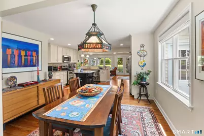 128 Soundview Court, Stamford, CT 06902 - Photo 11