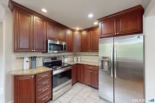 13 Birch Rd, Danbury, CT 06811 - Photo 15