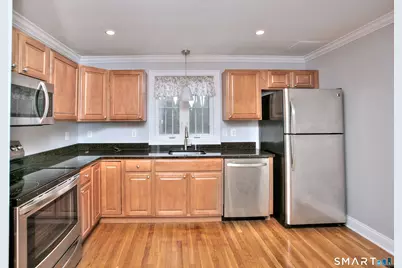 39 Maple Tree Avenue #52, Stamford, CT 06906 - Photo 7