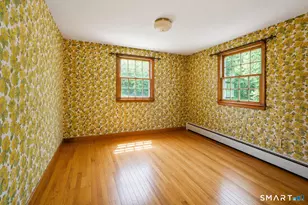 39 Maple Ave, Bloomfield, CT 06002 - Photo 5