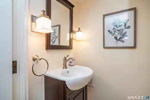 20 Fernwood Rd, West Hartford, CT 06119 - Photo 17