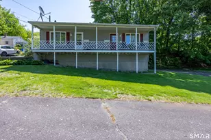 51 Sunbeam Ave, Waterbury, CT 06705 - Photo 1