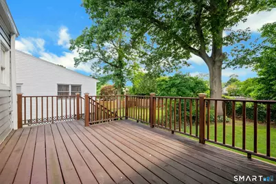 110 Herald Avenue, Bridgeport, CT 06606 - Photo 25