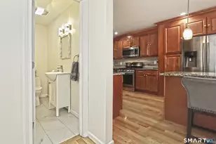 426 2nd Ave, West Haven, CT 06516 - Photo 13