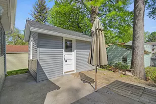 18 Westphal St, West Hartford, CT 06110 - Photo 31