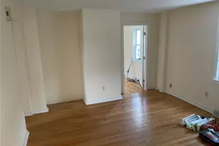 22 Church St, Branford, CT 06405 - Photo 3