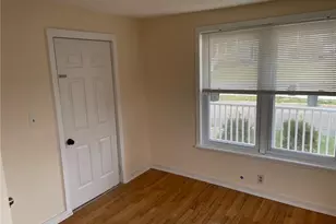 22 Church St, Branford, CT 06405 - Photo 5