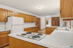 8 Margaret Terrace, Wolcott, CT 06716 - Photo 19