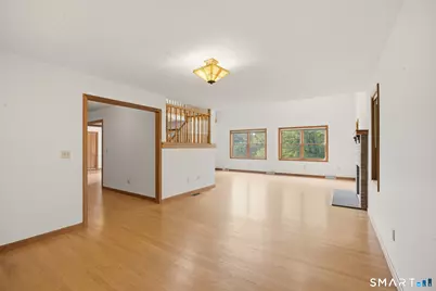 8 Margaret Terrace, Wolcott, CT 06716 - Photo 9