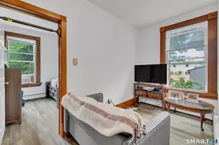 43 Edwards St, New Haven, CT 06511 - Photo 11