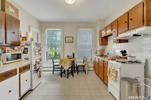 43 Edwards St, New Haven, CT 06511 - Photo 9