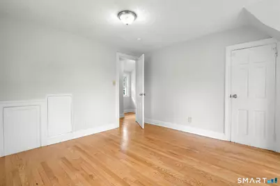215 Commonwealth Avenue, New Britain, CT 06053 - Photo 23