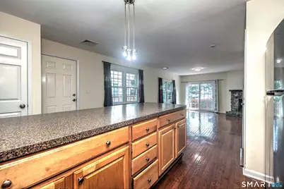 82 Sunrise Avenue #82, Fairfield, CT 06824 - Photo 15