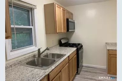 96 Hill Street, Waterbury, CT 06704 - Photo 15