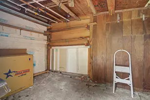 330 Hollywood Ave, Stratford, CT 06614 - Photo 15