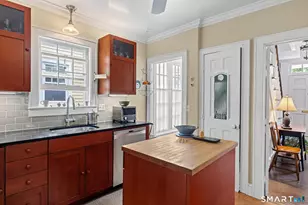 23 Starr St, New London, CT 06320 - Photo 15