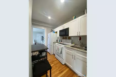 221 Park Road #2W, West Hartford, CT 06119 - Photo 3