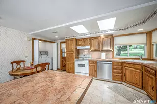 93 Pool Rd, North Haven, CT 06473 - Photo 11