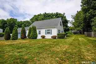 93 Pool Rd, North Haven, CT 06473 - Photo 3