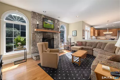 21 Merlins Lane, Newtown, CT 06470 - Photo 9
