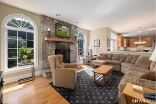 21 Merlins Ln, Newtown, CT 06470 - Photo 9