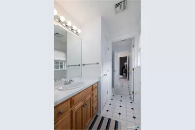21 Merlins Lane, Newtown, CT 06470 - Photo 27