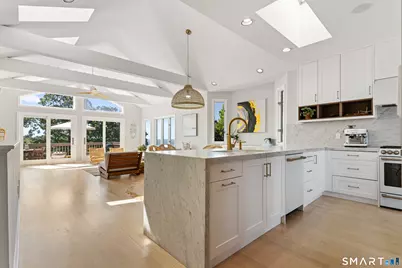16 Whalers Point #16, East Haven, CT 06512 - Photo 5