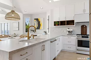 16 Whalers Point, East Haven, CT 06512 - Photo 9
