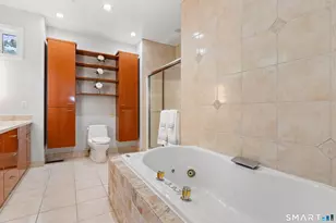 16 Whalers Point, East Haven, CT 06512 - Photo 17