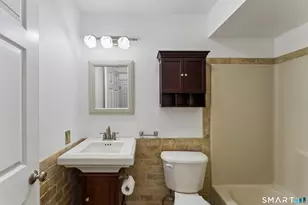 115 Fillow St, Norwalk, CT 06850 - Photo 13