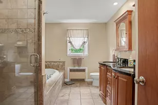 579 Racebrook Rd, Orange, CT 06477 - Photo 19