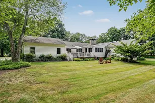 579 Racebrook Rd, Orange, CT 06477 - Photo 35
