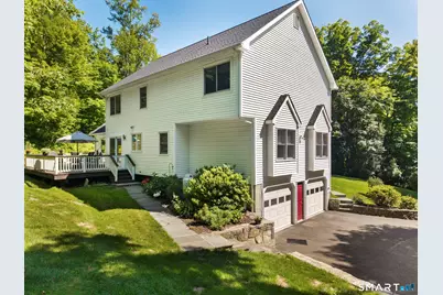 151 Lantern Park Lane South, Southbury, CT 06488 - Photo 3